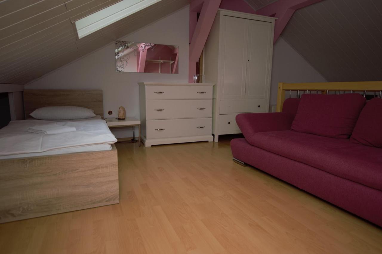 Luxury In Apartment Stuttgart